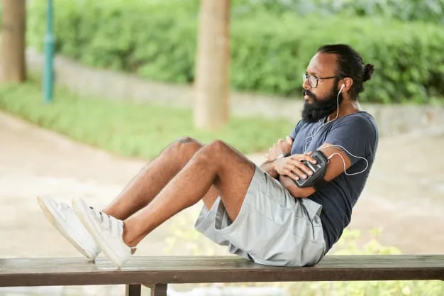 10 Ways to Exercise Without Exercise Equipment | Crunches | Be Activ & Get Rewarded | Your Digital Health Partner
