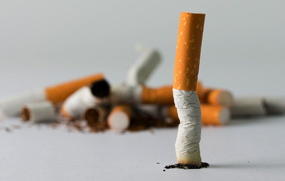 men-quit-smoking-share-how-1514914478 Cigarettes damages human body | BookDoc