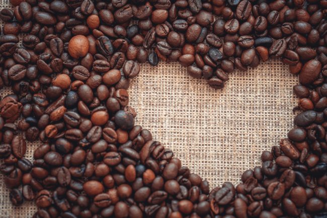 Heart,In,Coffee,Beans