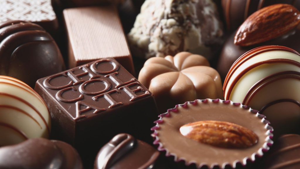 Celebrate World Chocolate Day by learning how to choose chocolate wisely. From understanding cocoa content and comparing nutrition labels to spotting hidden sugars, discover practical dietitian-approved tips to enjoy chocolate as part of a balanced lifestyle.